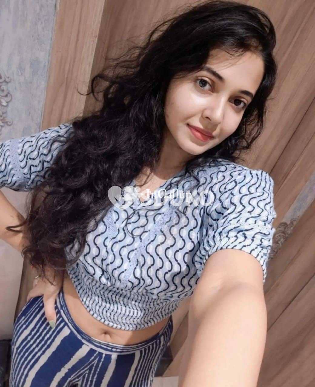 known for being friendly available for incall sexy with black hair and hazel eyes - Call Girls in Vasai Virar