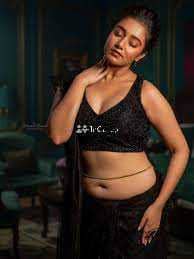 elegant kajal a twenty one year old call girls beauty known for being bold charming black eyes and black hair - Call Girls in Vasco da Gama