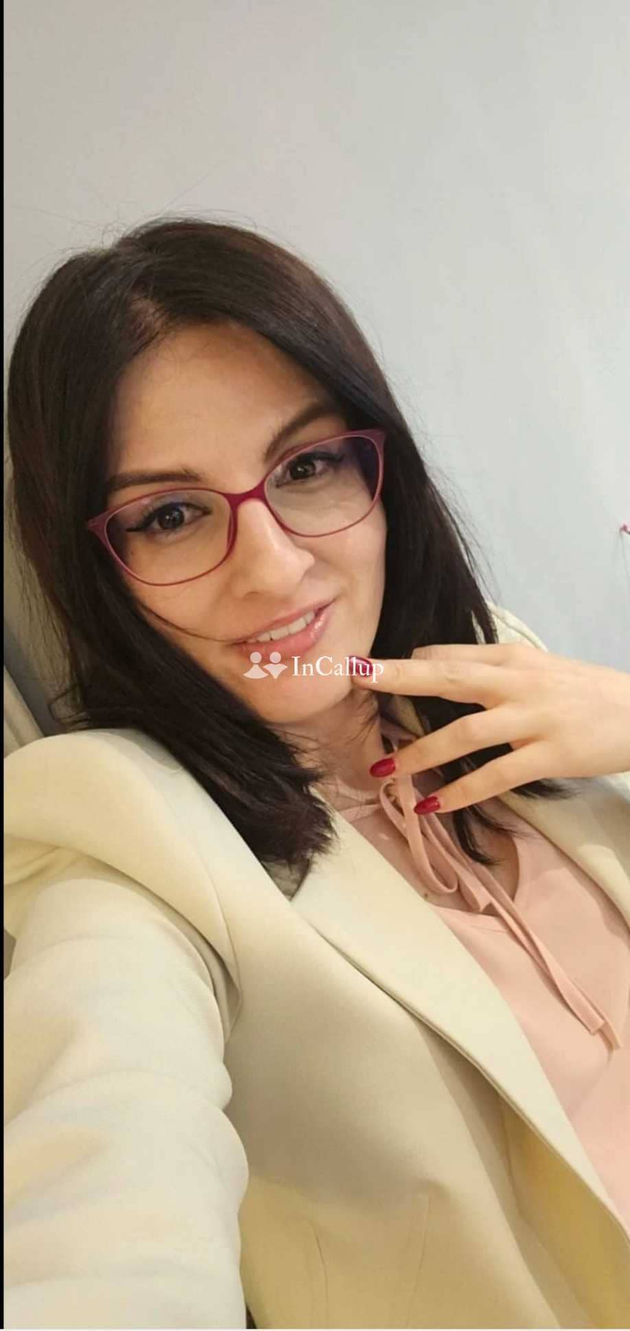 Home service hotel service full enjoy Home service hotel service full enj TGIF gff fluff vlgf nd dd - Call Girls in Vellore