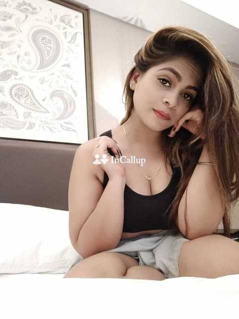 known for being desirable available for home visits attractive blonde body and black eyes - Call Girls in Vijayapura