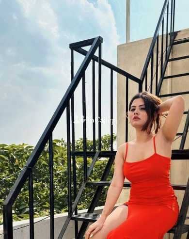 available for incall with blonde body type and black eyes available now trusted reliable service - Call Girls in Vijayawada