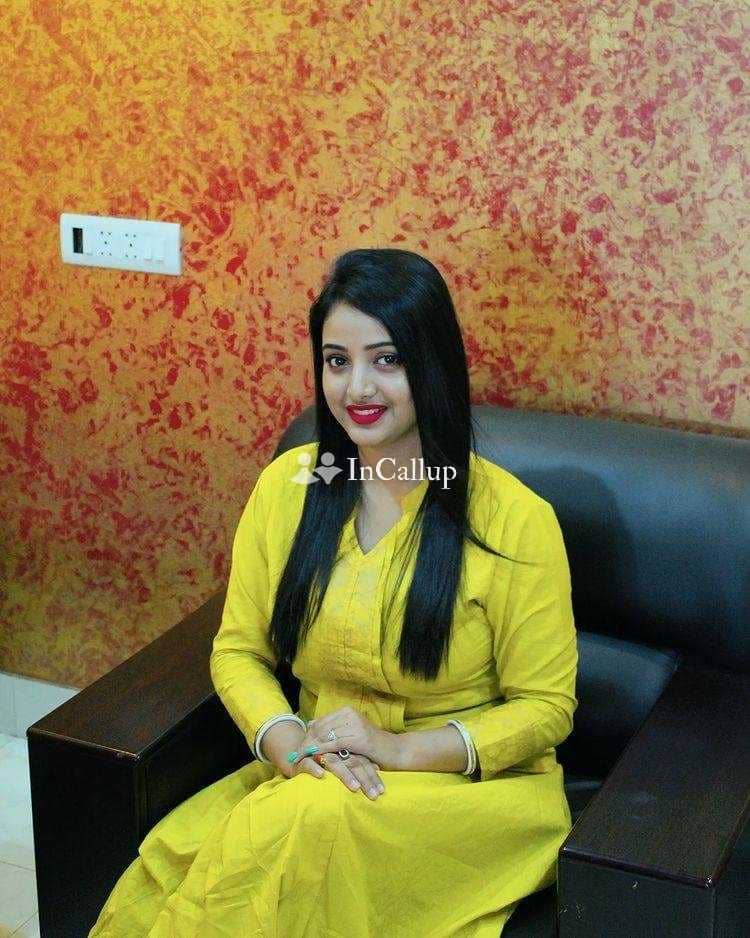 Visakhapatnam call girls full cash payment college girls aunty bhabhi anytime any service body massage f****** - Call Girls in Visakhapatnam