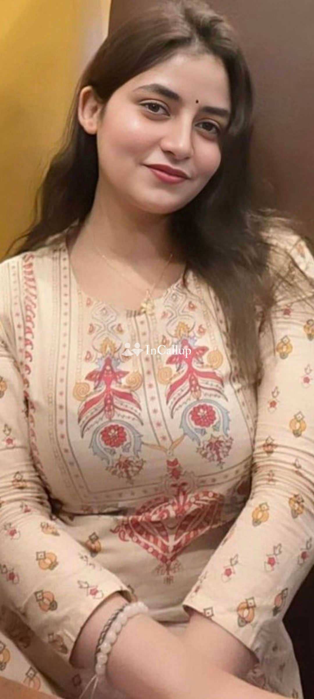 available for flexible hours delightful black eyes and black hair elite escort in warangal - Call Girls in Warangal