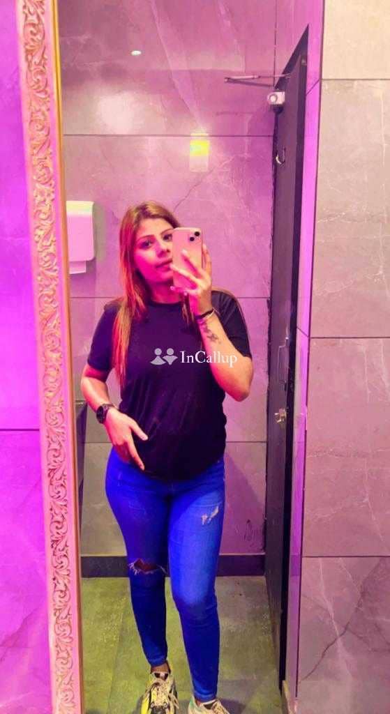 private oral anal bdsm girlfriend experience sessions magnetic auburn eyes and blue hair desirable - Call Girls in Warangal