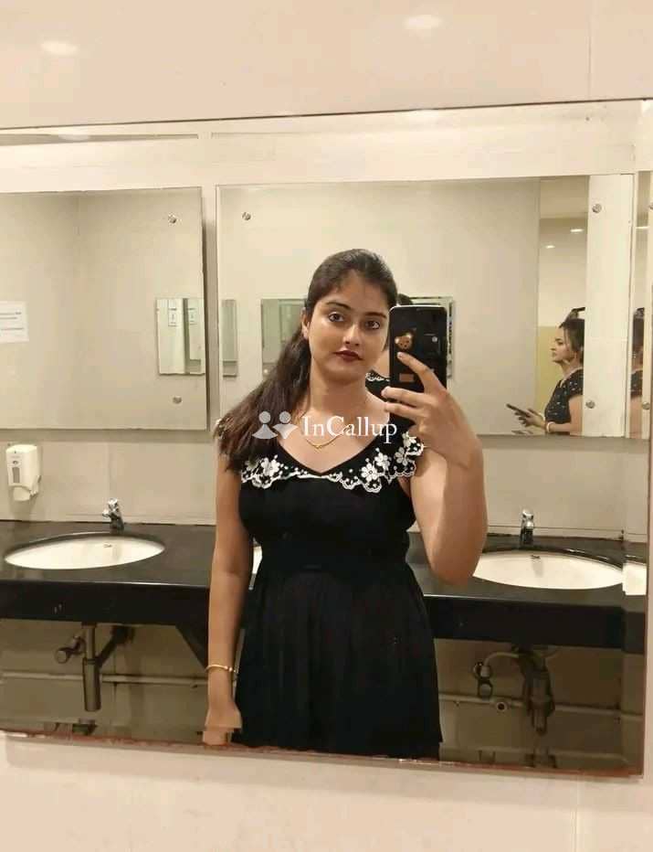 explore pallavi patel stunning twenty one year old call girls companion playful date in warangal - Call Girls in Warangal