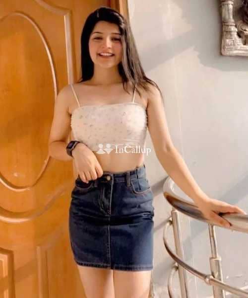 known for being naughty model look with black eyes and black hair beautiful model in west godavari - Call Girls in West Godavari