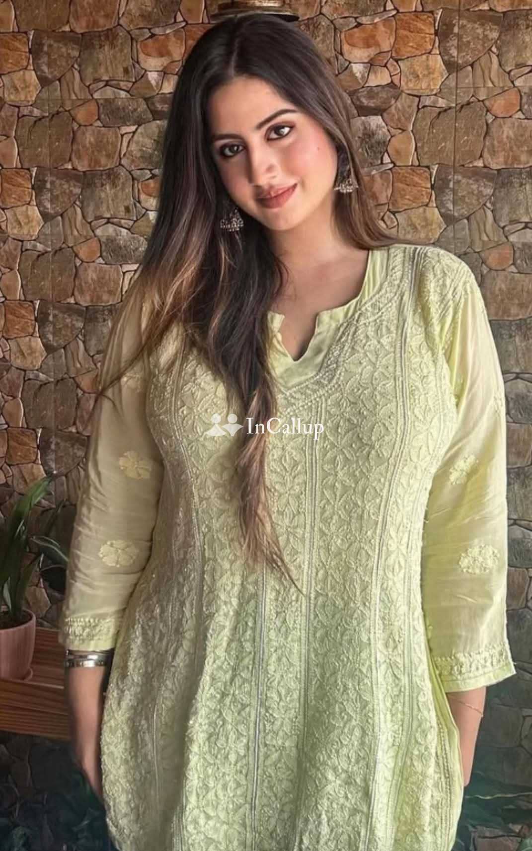 1135 unsatisfied women divorce female want real meeting with boy contact here no any advance payment - Male Escorts in Kolkata