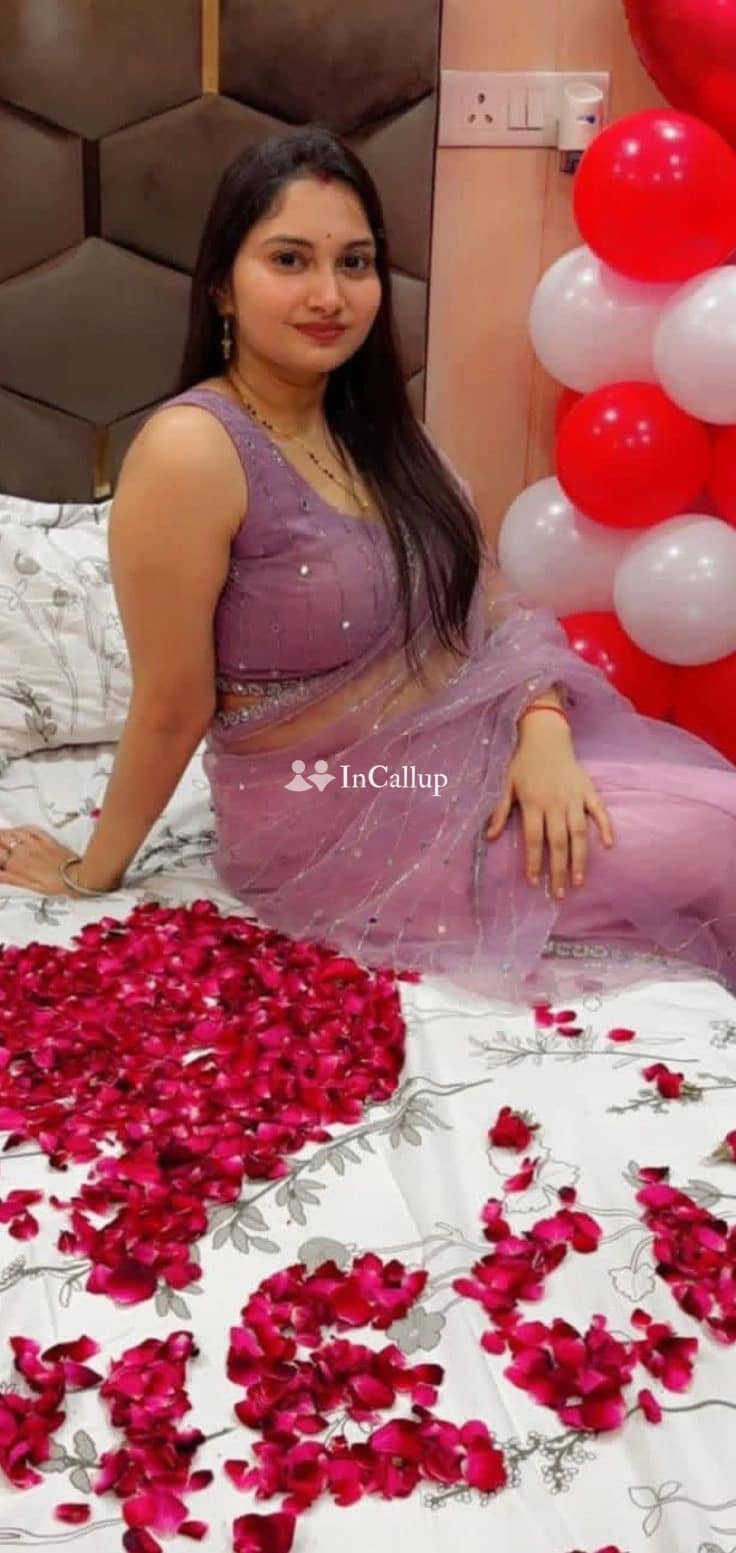 experience unforgettable moments with kavya a stunning 21yearold in andheri offering exclusive call girl services - Call Girls in Andheri