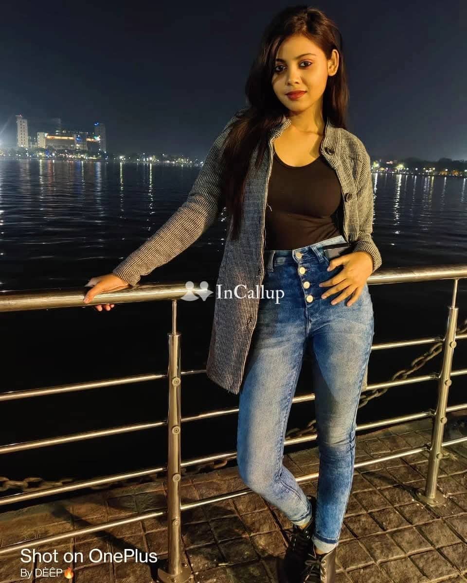 explore your deepest desires with kiran kumaris enticing girlfriend experience in asansol at just 20 years old - Call Girls in Asansol