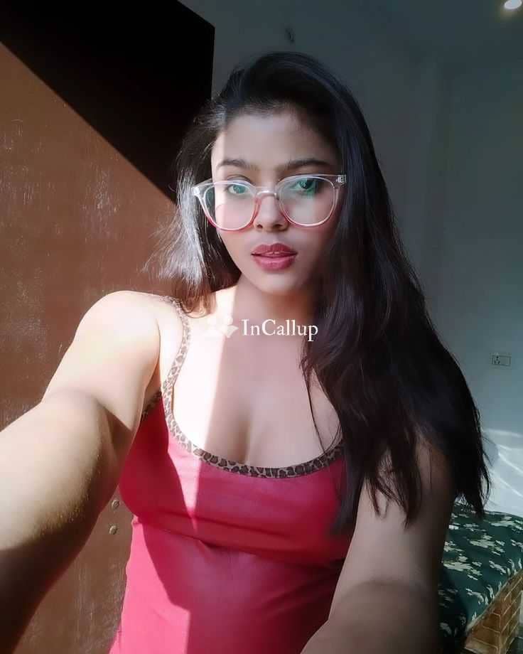 flirty alluring black hair and blue eyes known for being professional available now trusted reliable service - Call Girls in Behala
