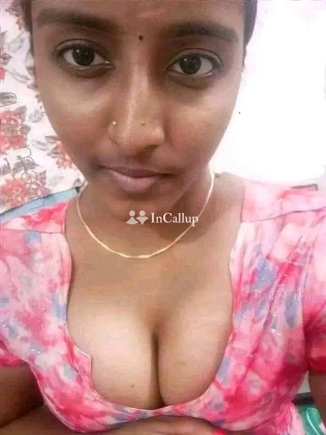 experience passion and pleasure with wradhika koshal your curvy companion in chennai at just 25 years old - Call Girls in Chennai