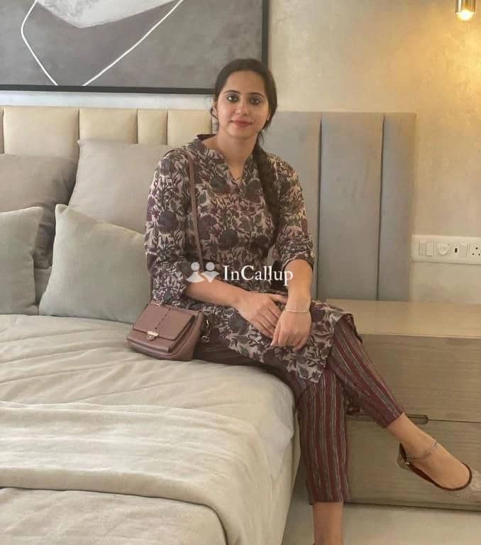 delight in the company of kanika roy your 22yearold escort experience in howrah awaits - Call Girls in Howrah