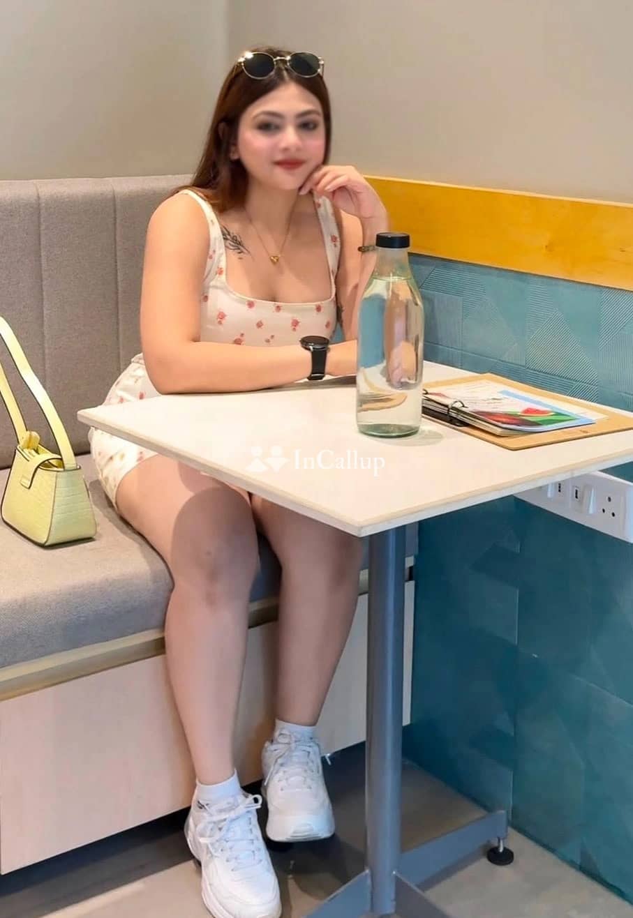 experience unforgettable moments with puja sharma in howrahs vibrant nightlife and sensual services - Call Girls in Howrah