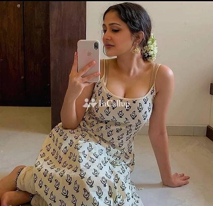 attractive call girl seema sharma in jaipur ready to bring excitement with her captivating presence and slim figure - Call Girls in Jaipur