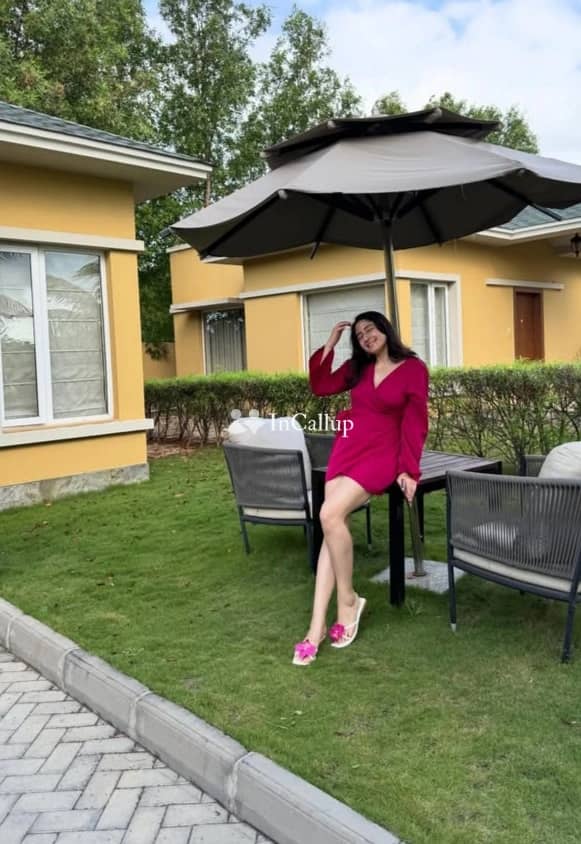 experience the ultimate pleasure with 23yearold lavanyaa in kochi  curvy beauty offering unforgettable girlfriend experi - Call Girls in Kochi