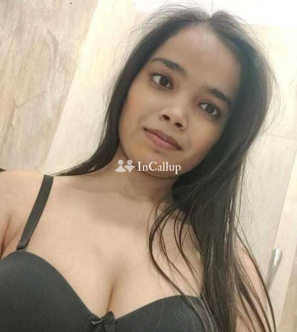 experience unforgettable moments with komal kumari  your alluring videocall companion in kollam at 21 - Call Girls in Kollam