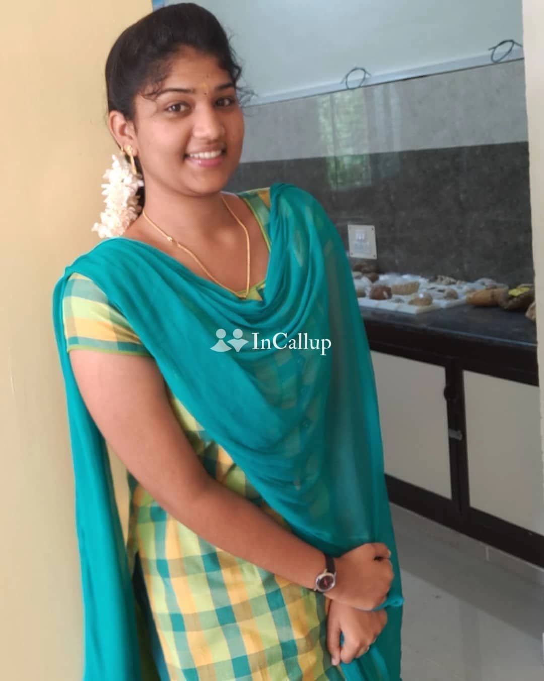 experience mesmerizing videocalls with sabita 21 your slim beauty from kollam with enchanting black hair and eyes - Call Girls in Kollam