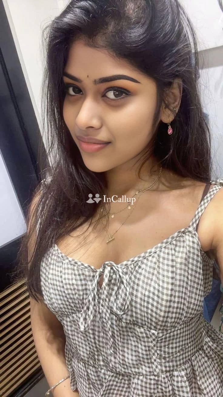 sensational palwal college girl offering unforgettable girlfriend experiences and erotic massages for the ultimate pleas - Call Girls in Palwal