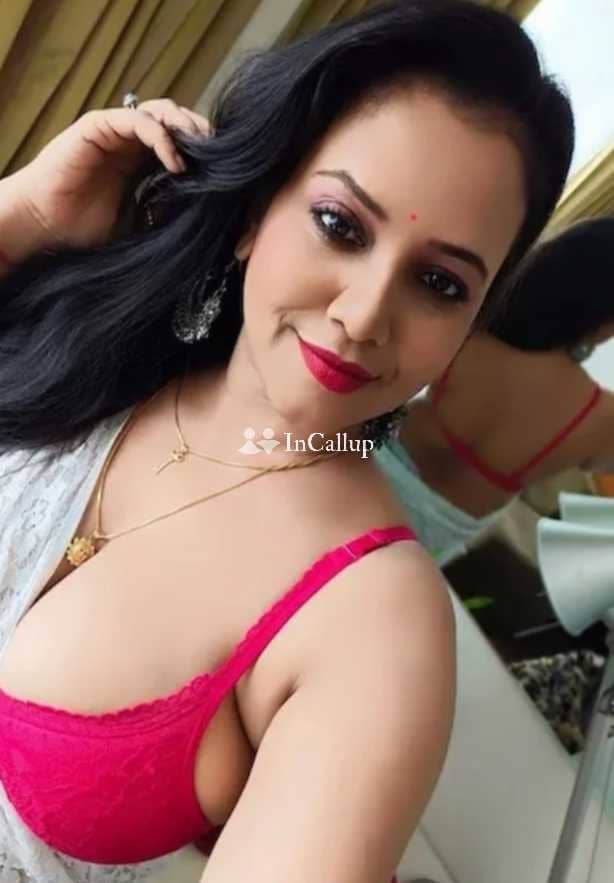 experience the allure of maahi good look hot in patiala for unforgettable moments and genuine connection - Call Girls in Patiala