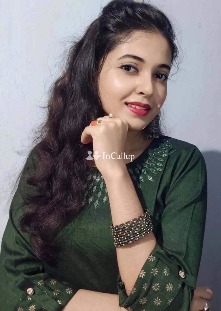 indulge in unforgettable moments with sonam kapoor the alluring call girl in patna at just 19 years old - Call Girls in patna escort service