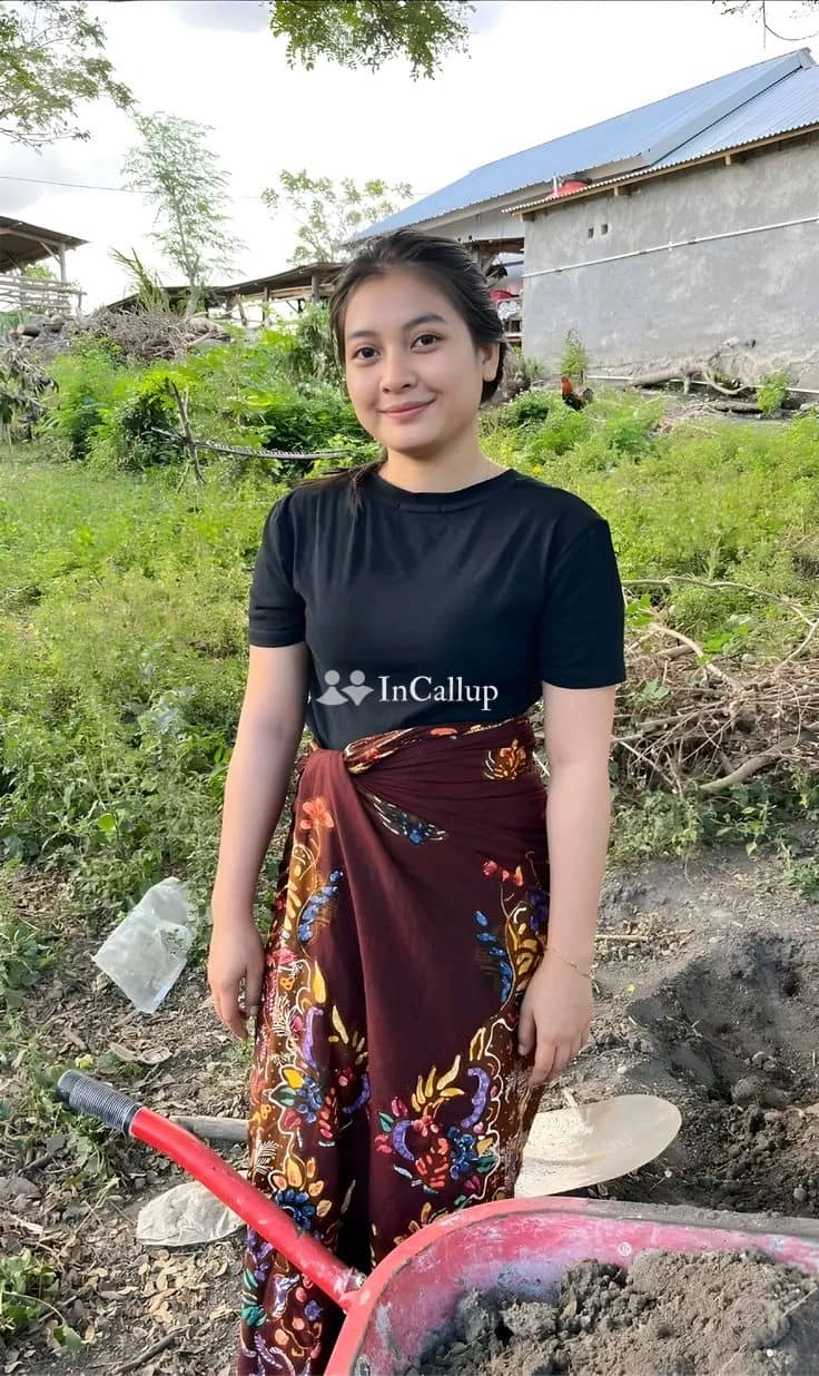 experience unforgettable moments with nikita sharma your redhaired beauty in patna for all your desires - Call Girls in Patna