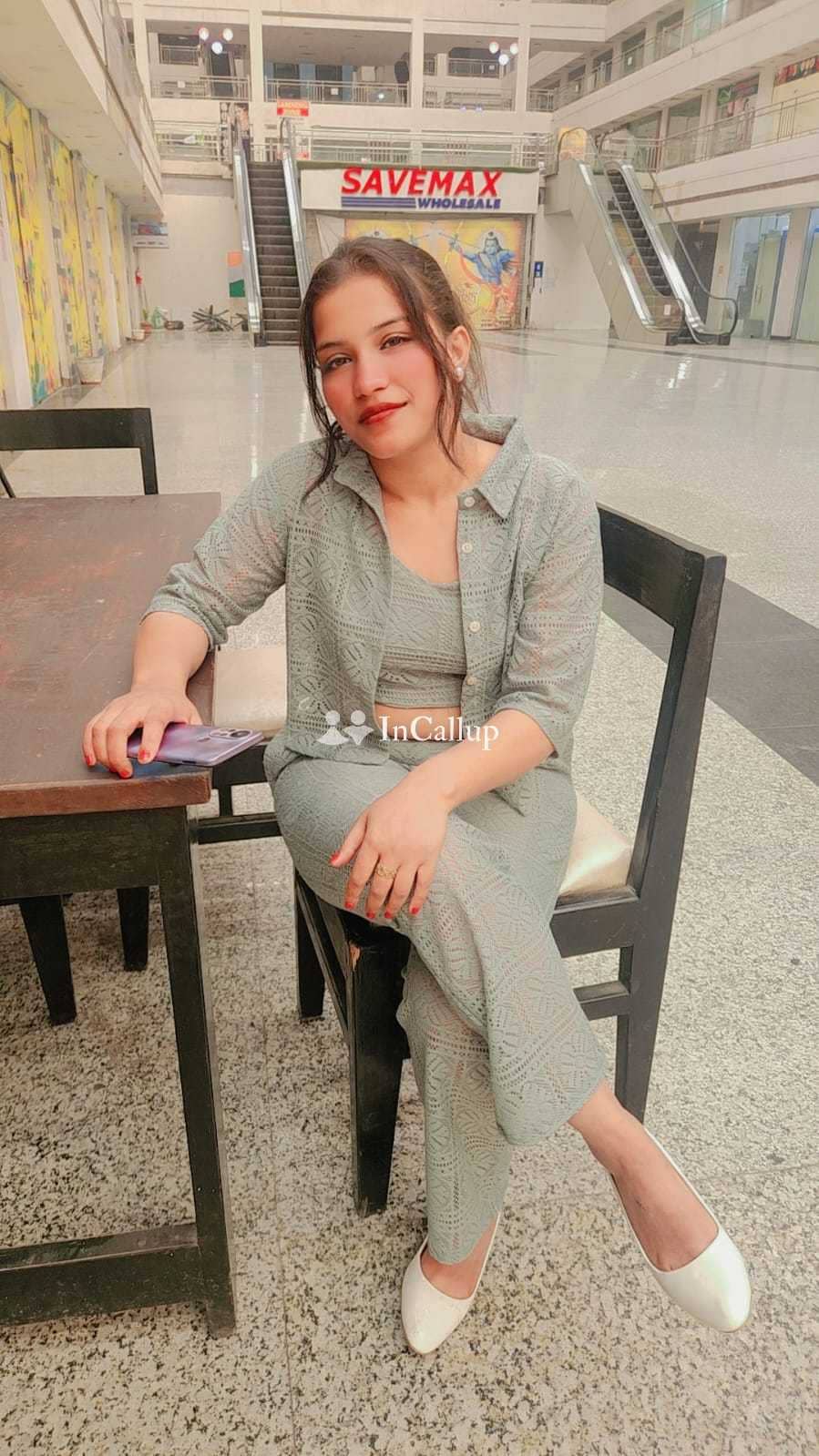 intimate experiences await with full cash in pune  curvy beauty ready to please with expert services - Call Girls in Pune