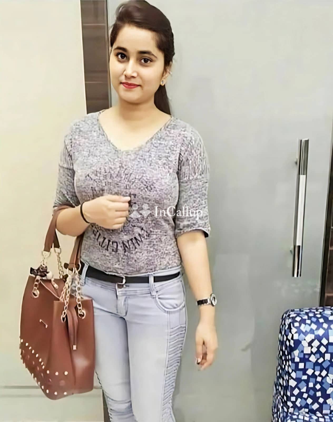 explore intimacy with gitu your 20yearold call girl in raipur for unforgettable experiences and connections - Call Girls in Raipur