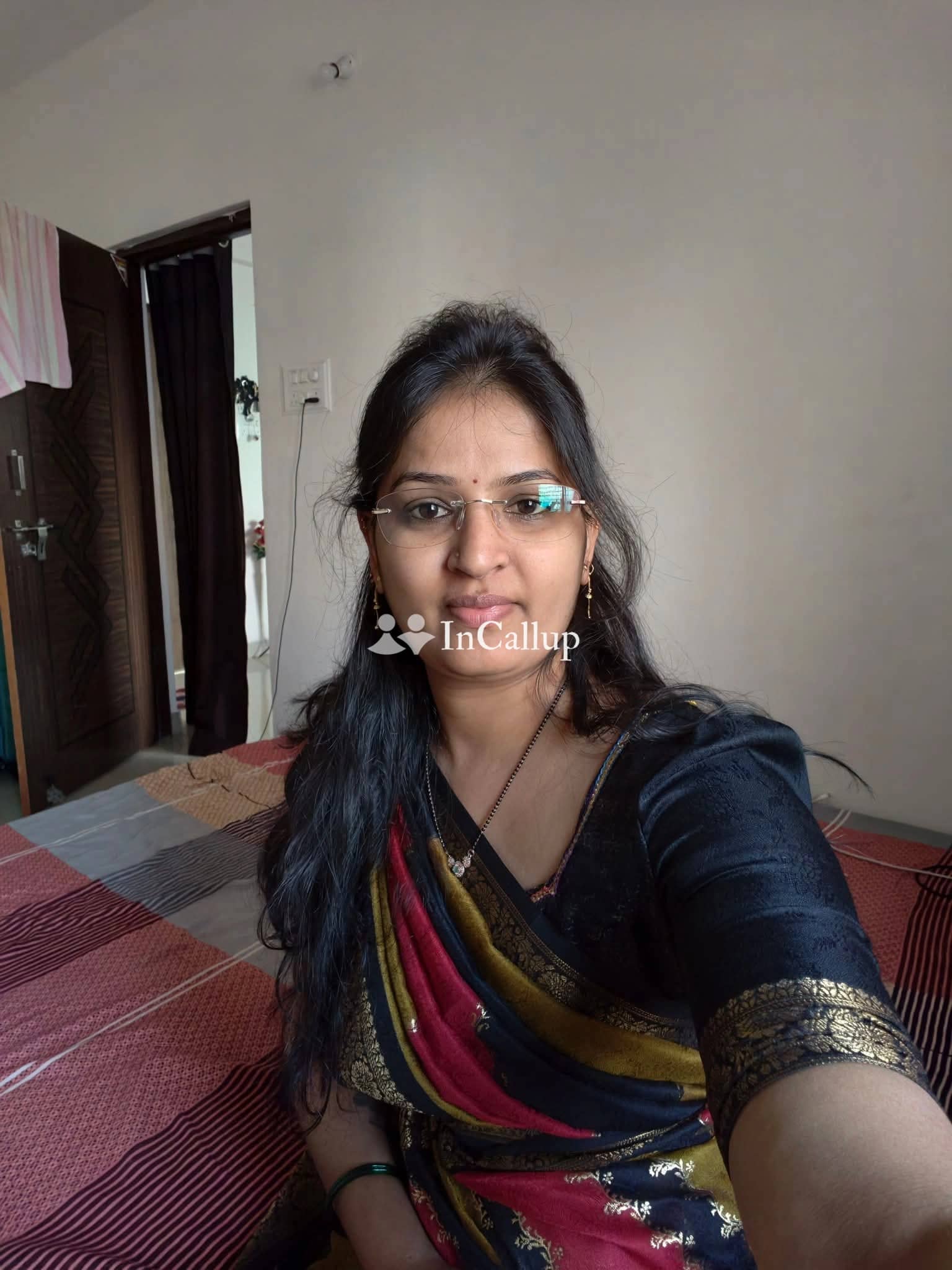 experience the allure of soni in raipur for unforgettable moments and thrilling encounters with a curvy beauty - Call Girls in Raipur