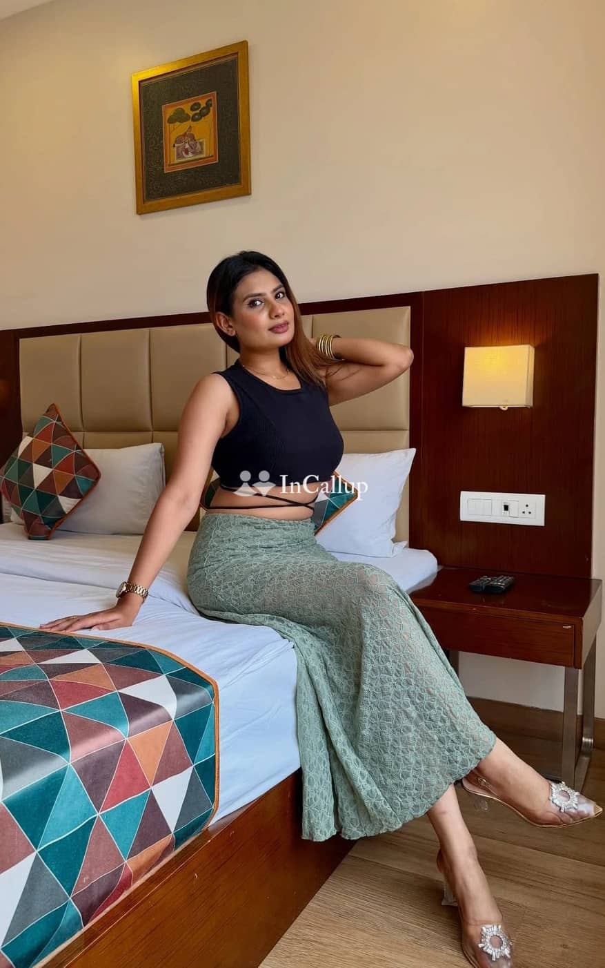 experience gunjans sensual touch in surat with unforgettable services and passionate encounters tailored just for you - Call Girls in Surat