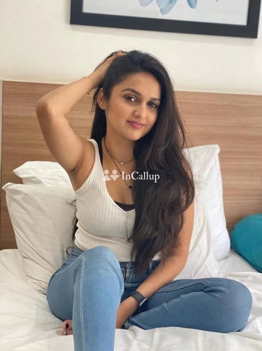 experience pure bliss with pooja in surat  your captivating curvy companion ready for unforgettable moments - Call Girls in Surat