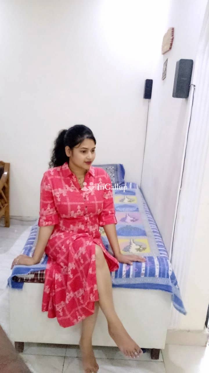 experience ravinas seductive charm and thrilling adventures in surat with unforgettable encounters and enticing services - Call Girls in Surat