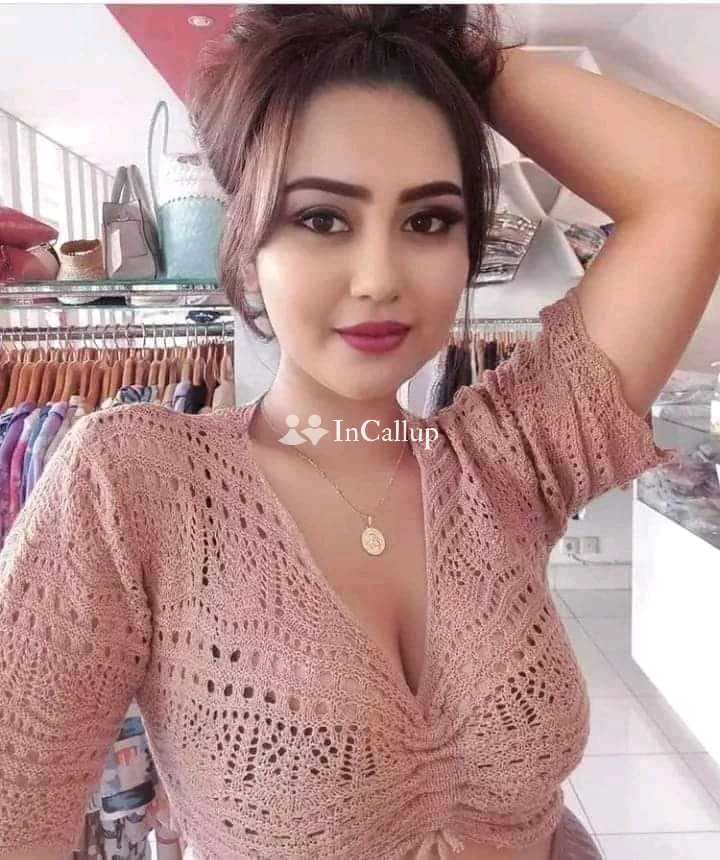 VIP top model service only cash payments service