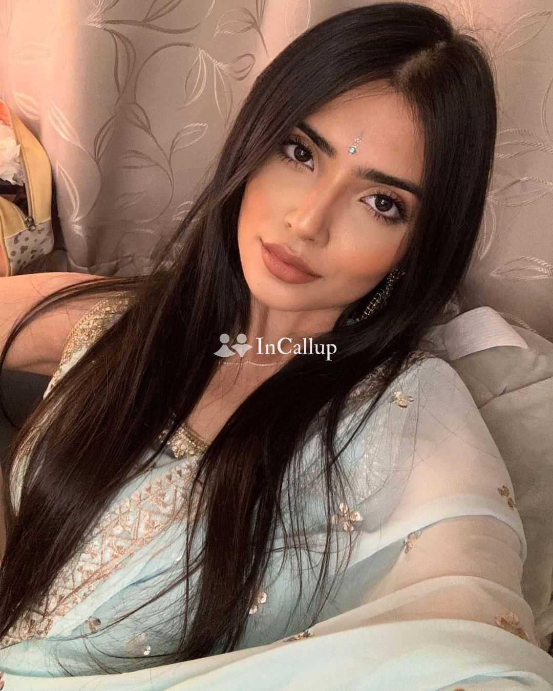 Ghaziabad Call Girls Near Mahagun Sarovar Portico Suites 9211923703 Escort ServiCe In Delhi NCR