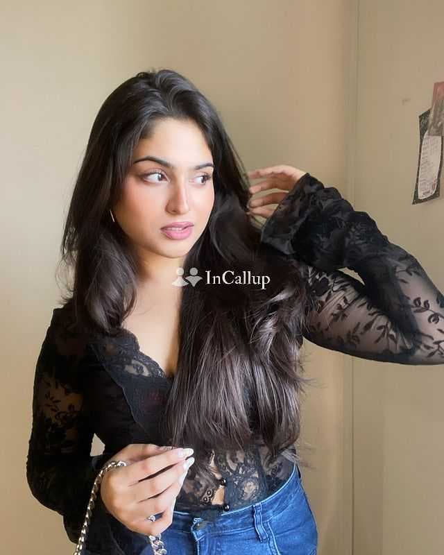 Kuch Takleef Aisi Hoti Hai, Jis Mein Aankh Nahi Dil Ro Padta Haiiiiik