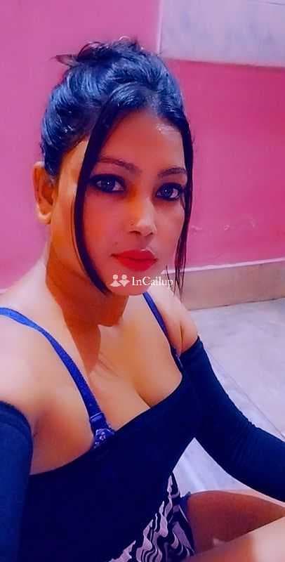 VIP top model service only cash payments te