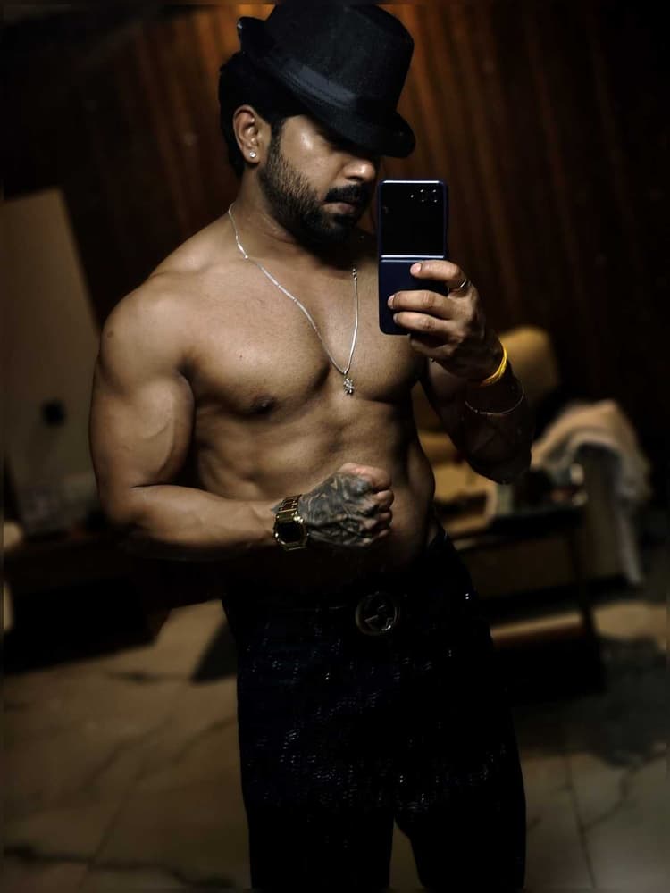 Call Boy Job In Delhi