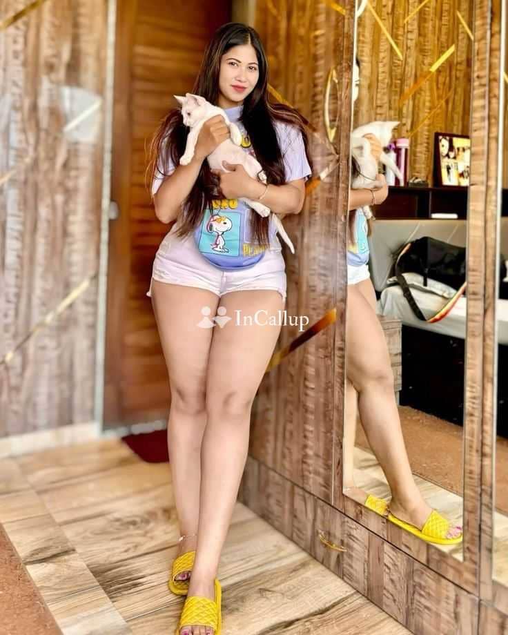 available for discreet meetings cute auburn eyes and black hair tempting available now trusted reliable service - Call Girls in Adilabad