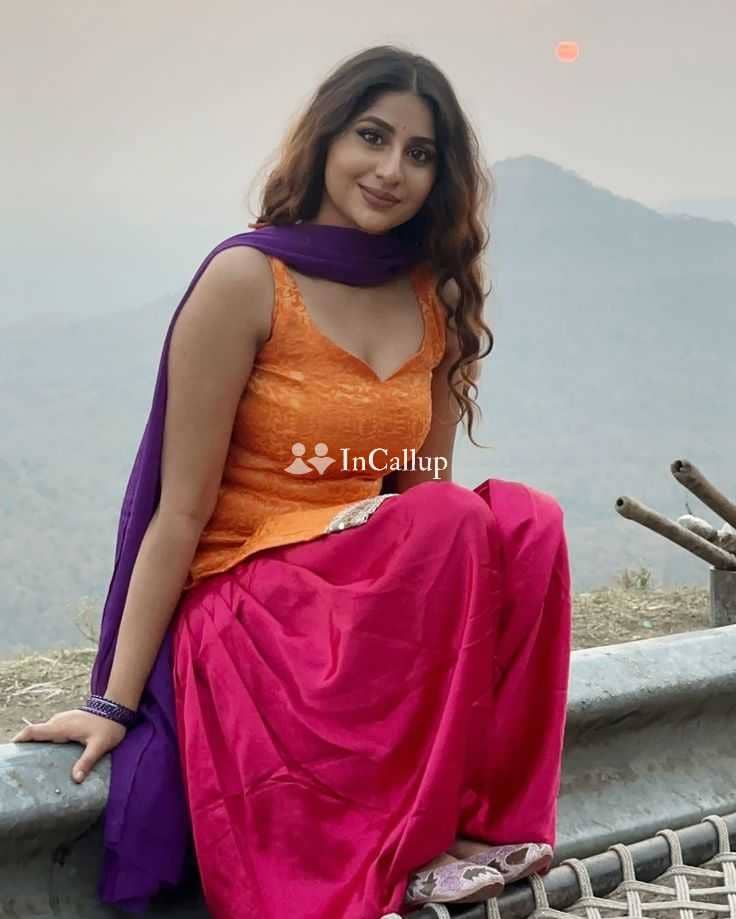 angelic with busty body and black eyes i am only cash payment offering twenty year old call girls experience - Call Girls in Adilabad