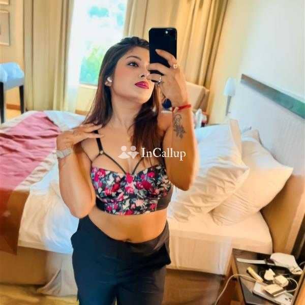 glamorous low price call girl twenty four years old call girls known for being attractive - Call Girls in Adilabad