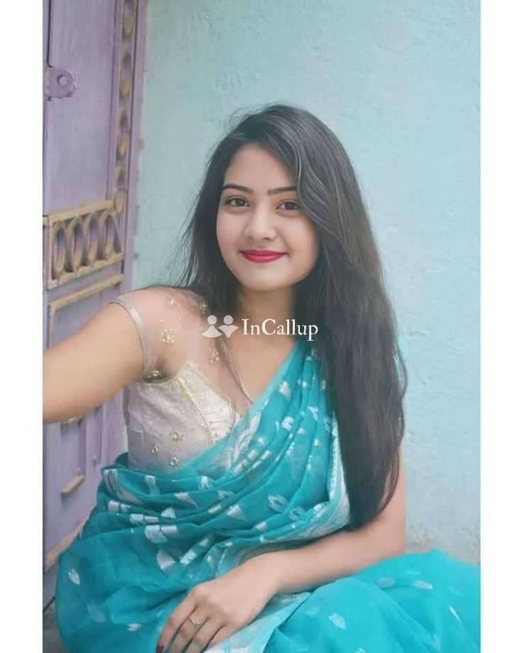 charming escort in adra known for being skilled available for day and night service - Call Girls in Adra