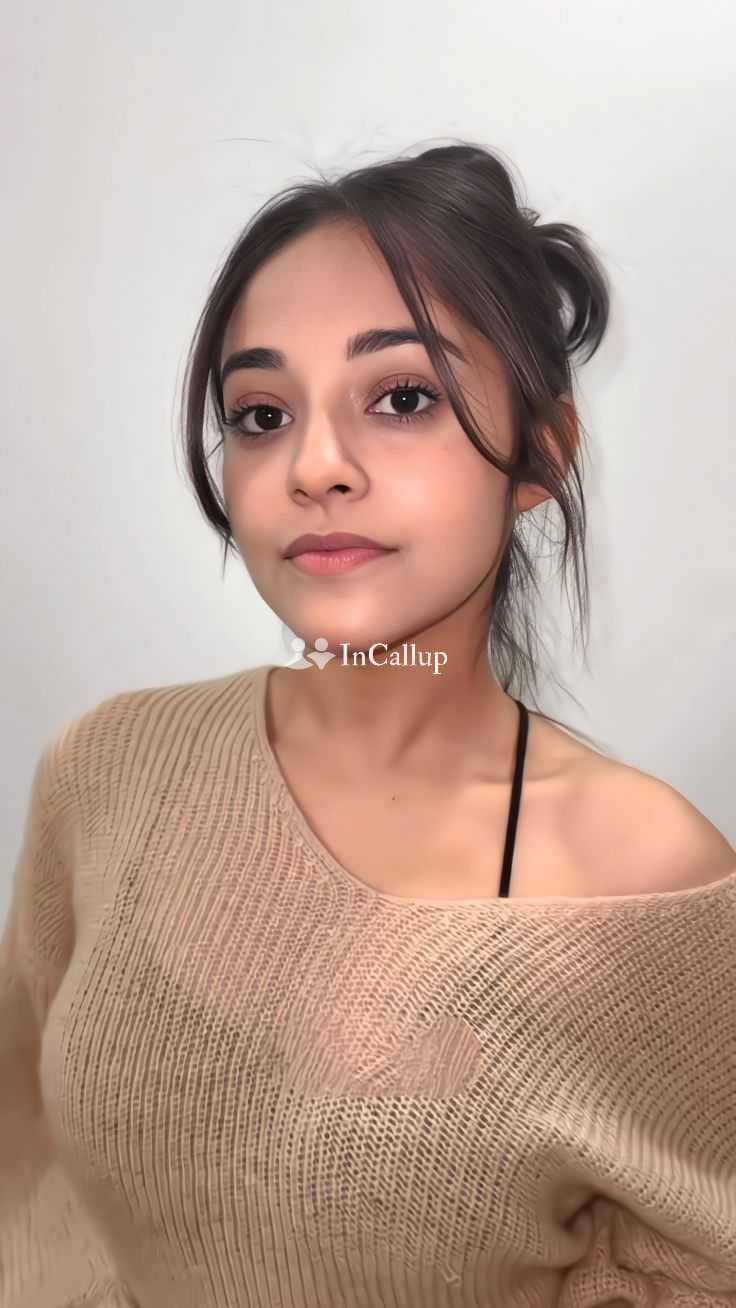 flirty available for advance booking dreamy black eyes and black hair available now trusted reliable service - Call Girls in Adra