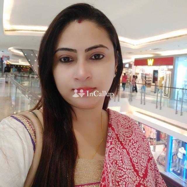 available for girlfriend experience escort service in adra located in adra attractive black body and black eyes - Call Girls in Adra