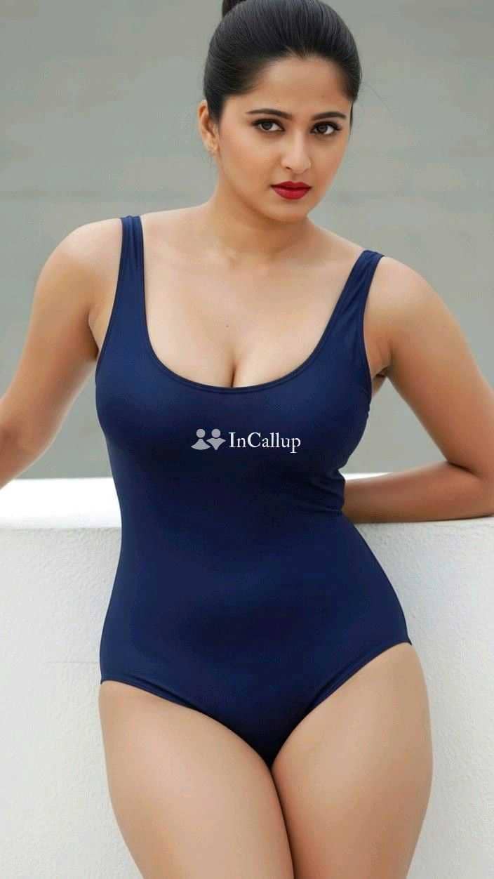 gorgeous girlfriend experience babe angelic black hair and black eyes available now trusted reliable service - Call Girls in Agra