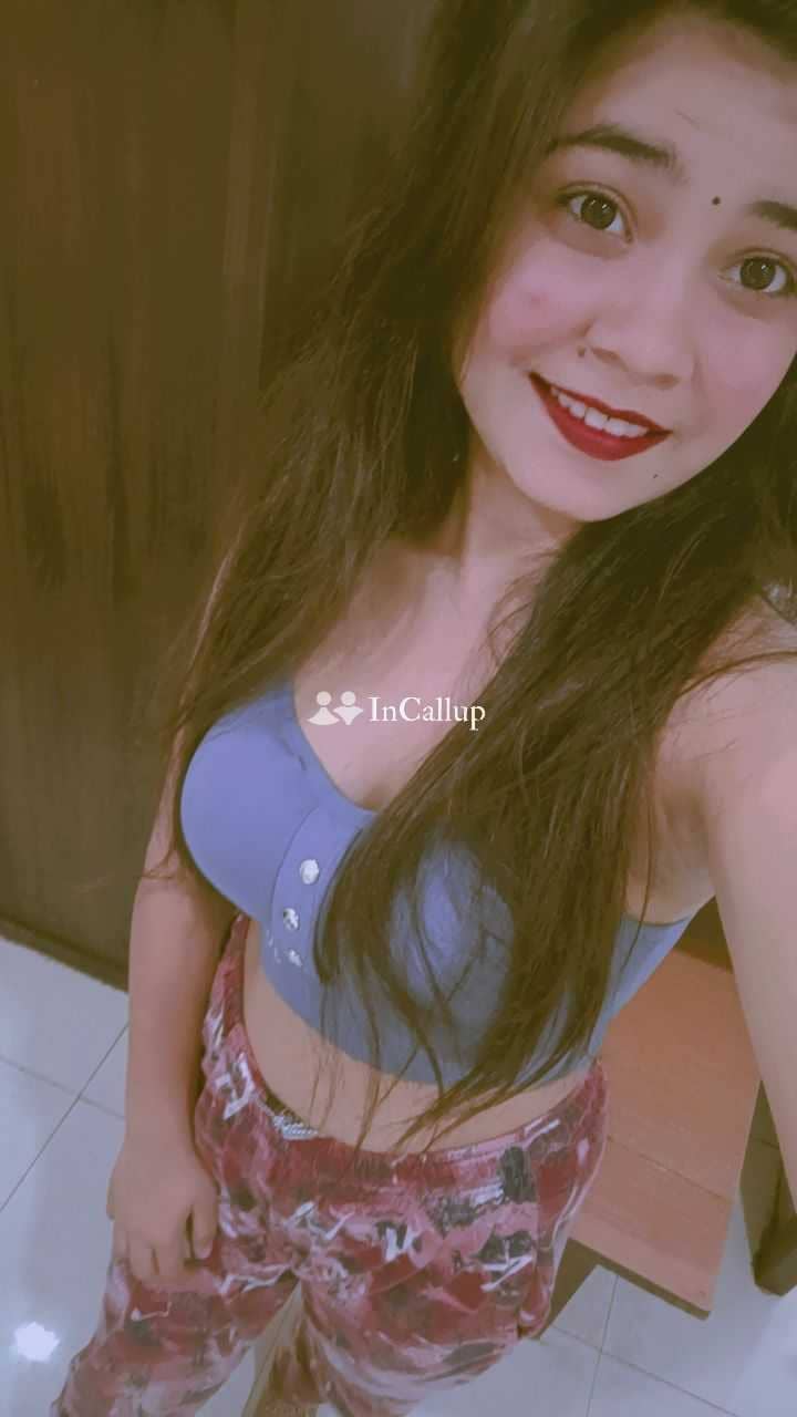 curvy ahmedabad nineteen years old call girls exclusive escort in ahmedabad fresh black hair and black eyes - Call Girls in Ahmedabad