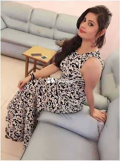 playful oral anal girlfriend experience body ejaculation french kiss golden shower standing fun flirty - Call Girls in Ahmedabad