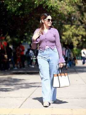 fantasy known for being friendly available for business trip service sparkling black eyes and black hair - Call Girls in Ahmedabad