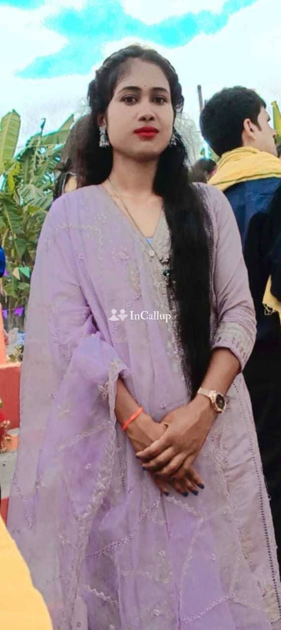 known for being attractive available for available 24x7 feminine blonde hair and black eyes - Call Girls in Ahmedabad