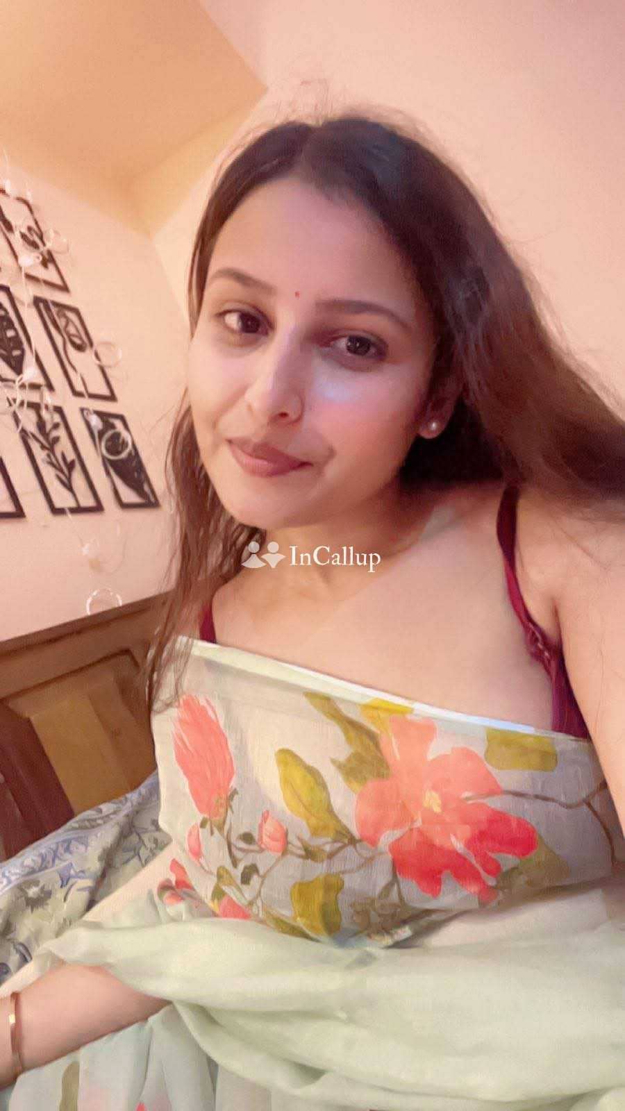 playmate available for private dates available now trusted reliable service - Call Girls in Ahmedabad