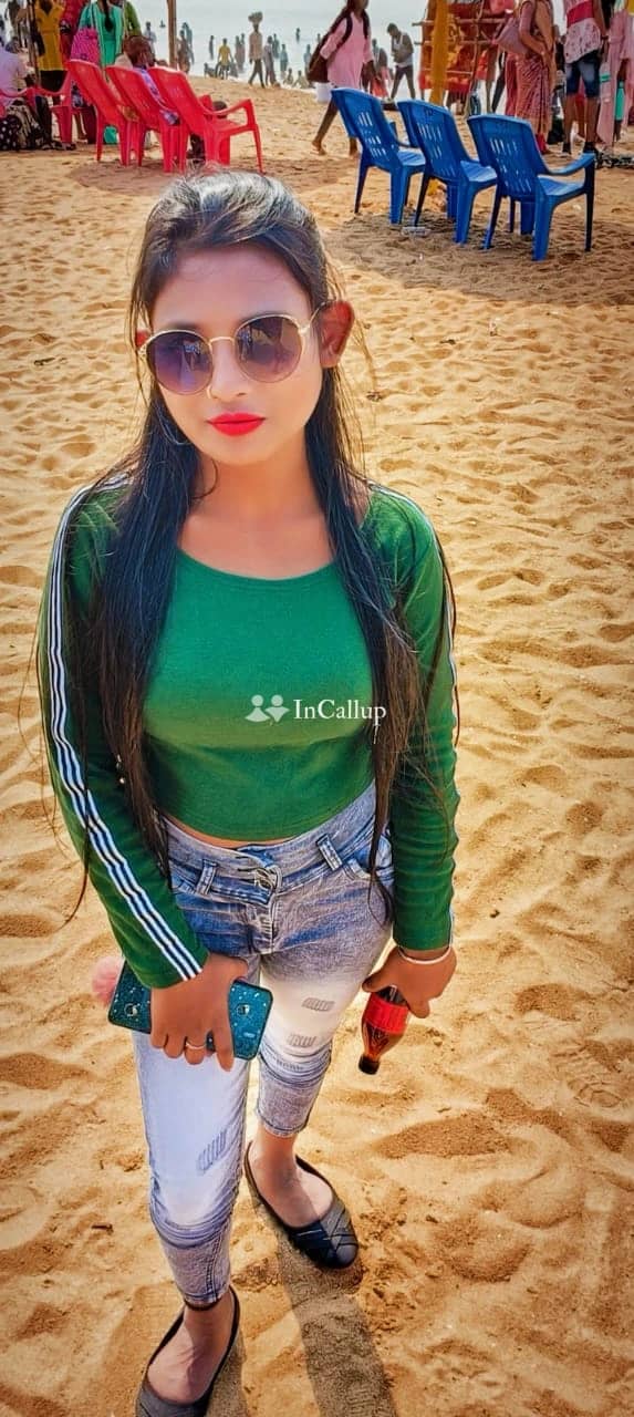 luxury hand cash riya genui twenty three year old call girls model alluring known for being elegant - Call Girls in Ahmedabad