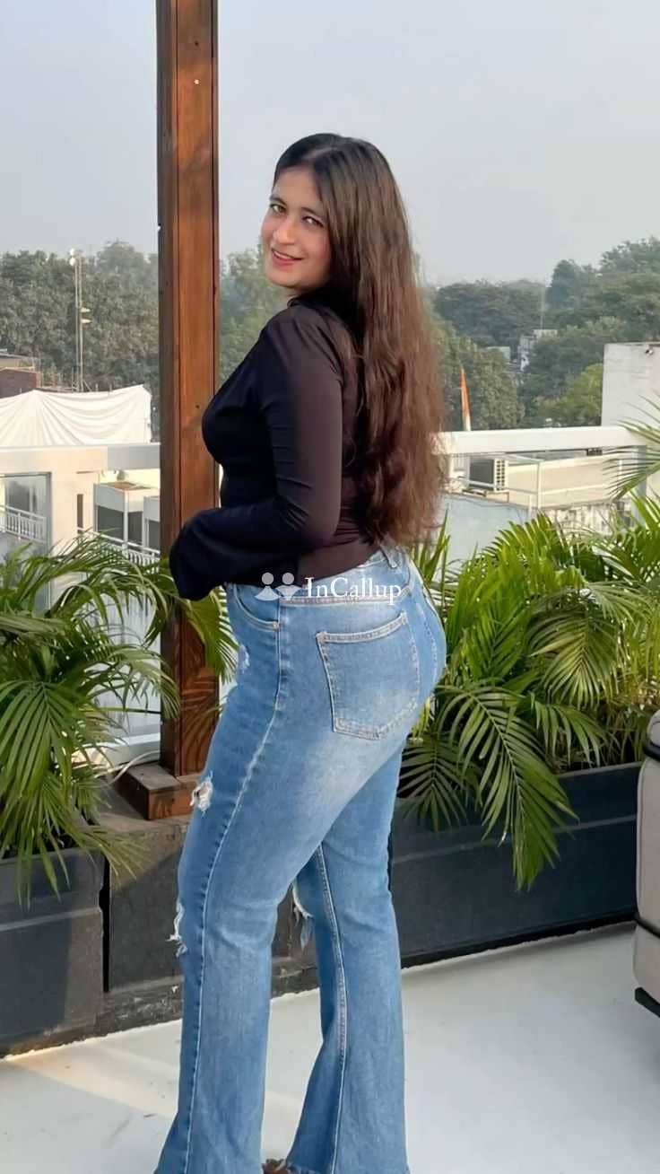 available for long bookings with slim body and auburn hair sensual doggy style 69 position blowjob handjob - Call Girls in Ahmedabad